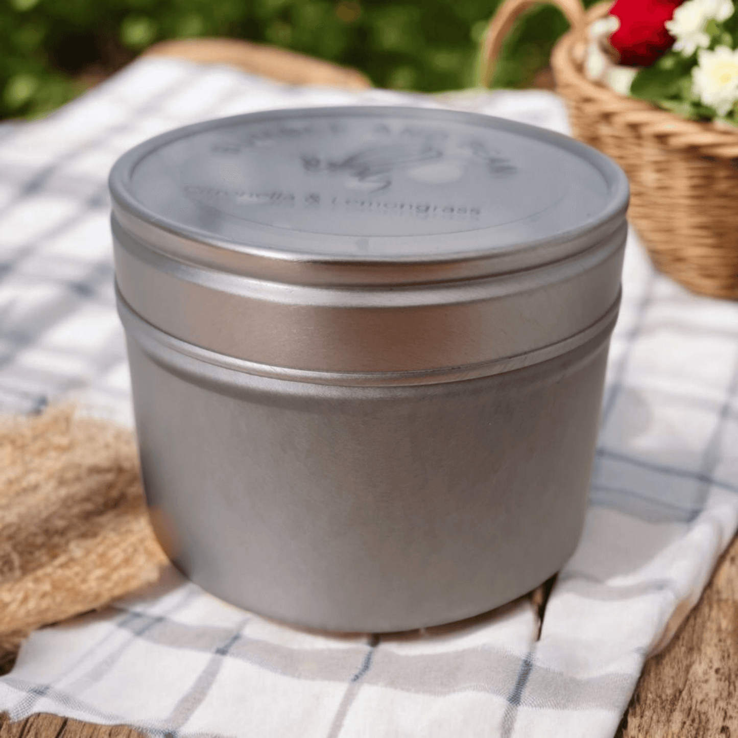 Outdoor citronella candle in metal tin
